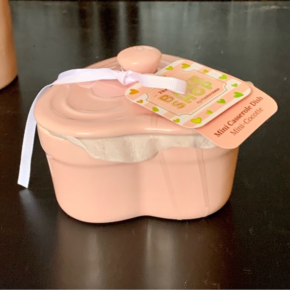 Bake Shop Valentine’s Day Heart Shaped Mini Casserole Dish - Picture 6 of 10